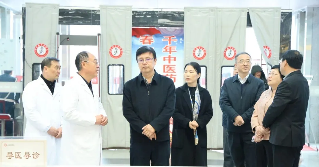 ʡҽ����������ֳ�һ�е��н�կ����ҽҽԺ �۽�ҽ��...